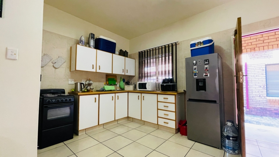 1 Bedroom Property for Sale in Dassie Rand North West